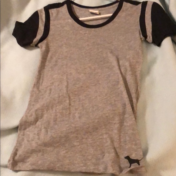 PINK XS t-shirt heather gray shirt w black sleeves - Picture 3 of 4